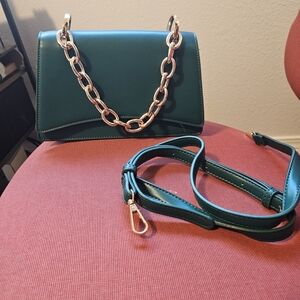 Elegant Green Chain Strap Women's Bag